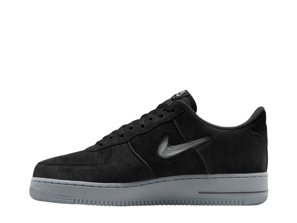 https://d2cva83hdk3bwc.cloudfront.net/nike-air-force-1-low-07-jewel-black-cool-grey-2.jpg