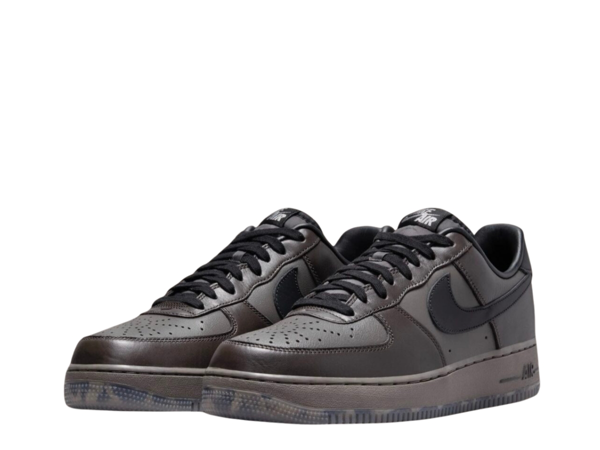 https://d2cva83hdk3bwc.cloudfront.net/nike-air-force-1-low-black-tea-and-petra-brown-3.jpg