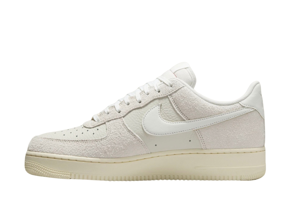 https://d2cva83hdk3bwc.cloudfront.net/nike-air-force-1-low-phantom-and-light-bone-2.jpg