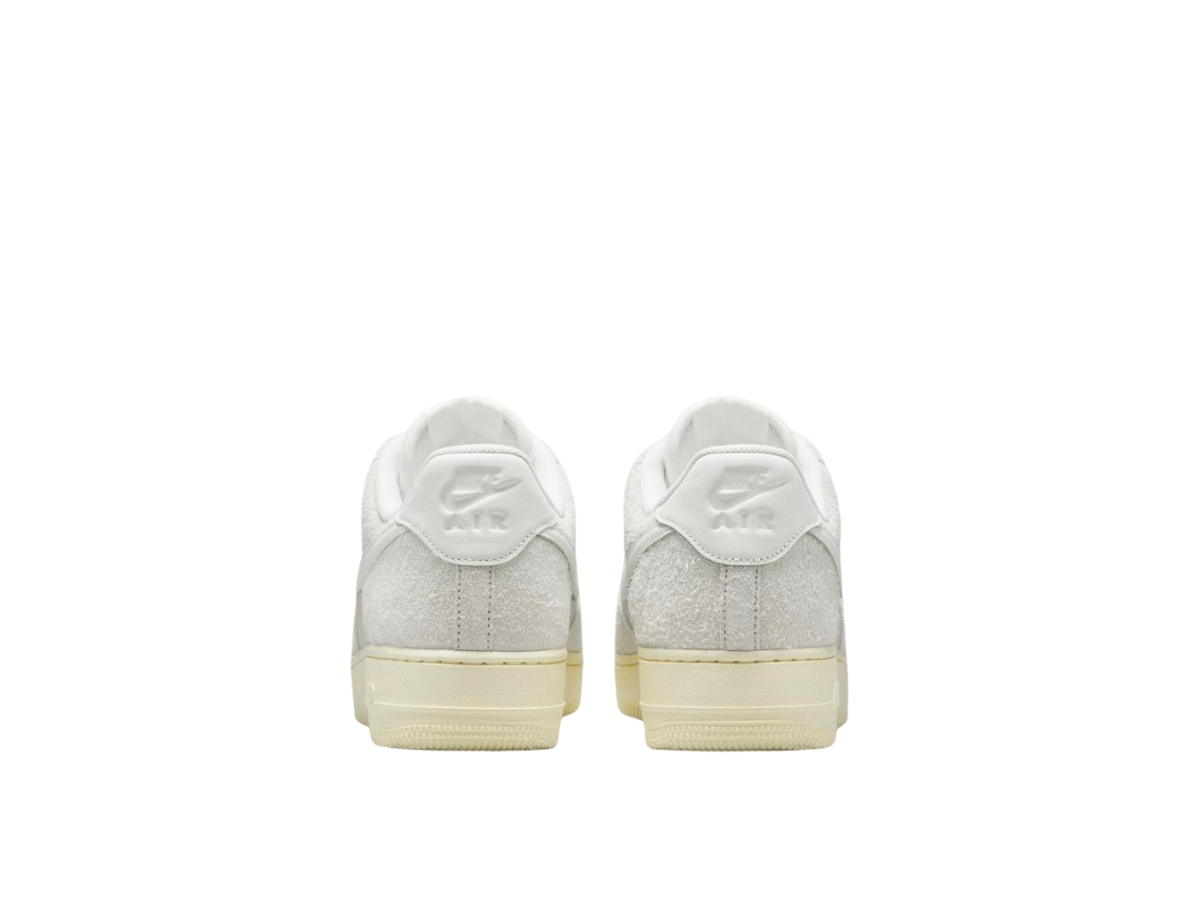 https://d2cva83hdk3bwc.cloudfront.net/nike-air-force-1-low-phantom-and-light-bone-5.jpg