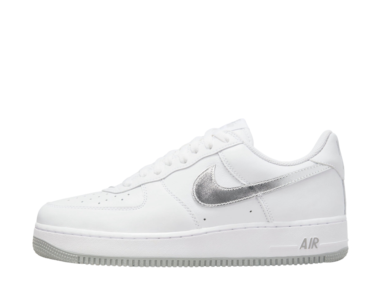 https://d2cva83hdk3bwc.cloudfront.net/nike-air-force-1-low-silver-swoosh-2.jpg