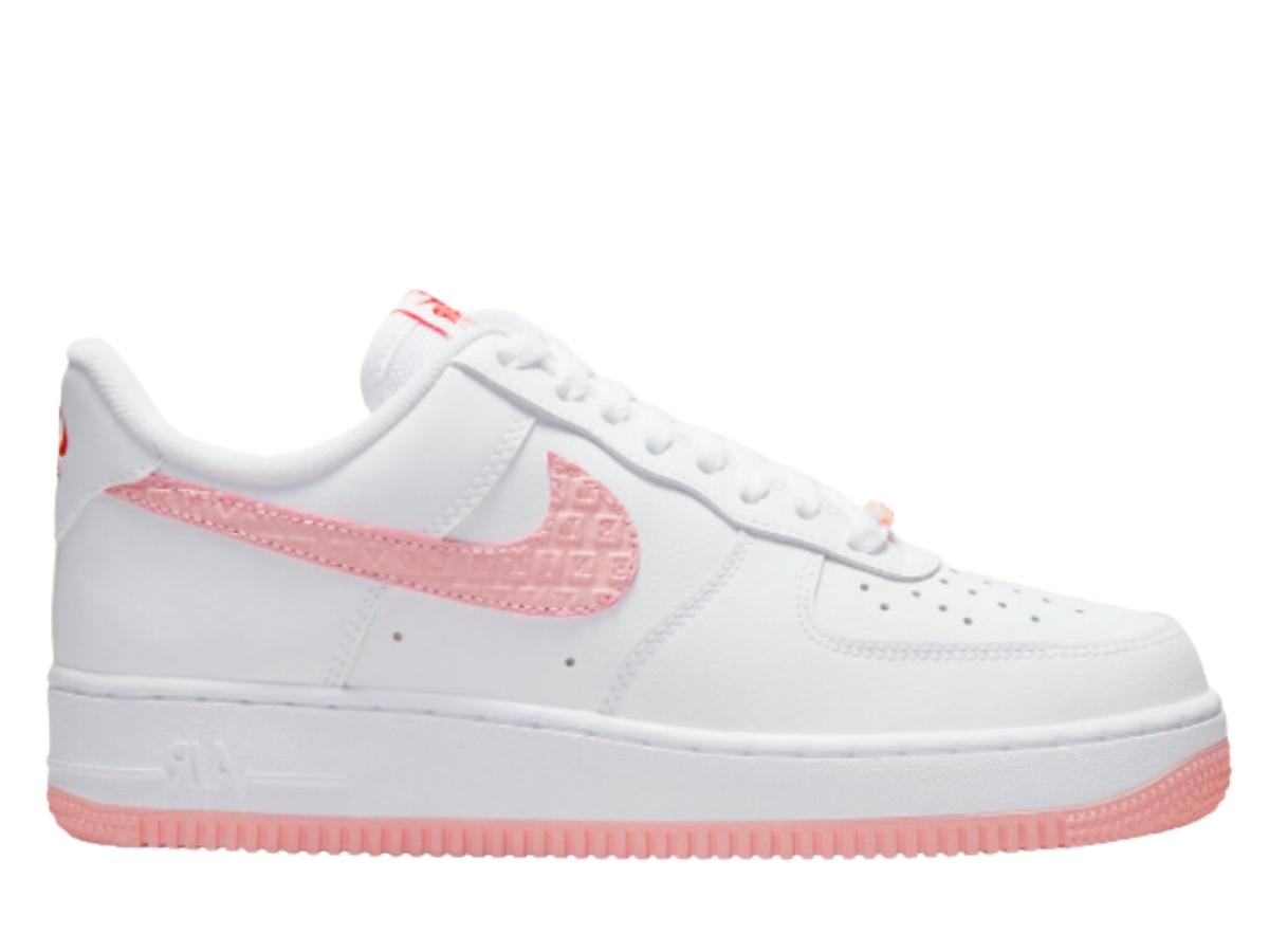 https://d2cva83hdk3bwc.cloudfront.net/nike-air-force-1-low-vd-valentine-s-day--2022---w--1.jpg