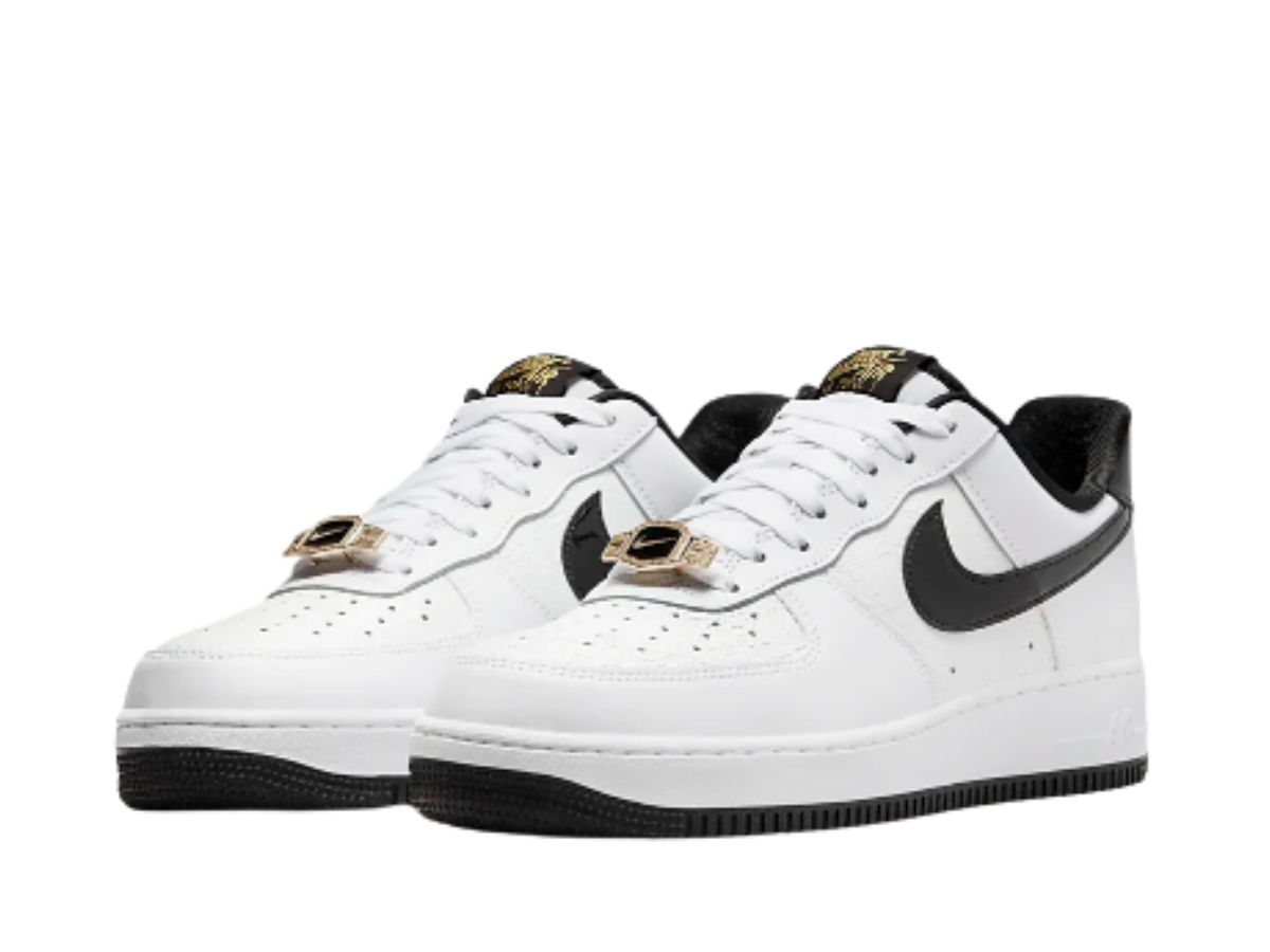 https://d2cva83hdk3bwc.cloudfront.net/nike-air-force-1-low-world-champ-3.jpg