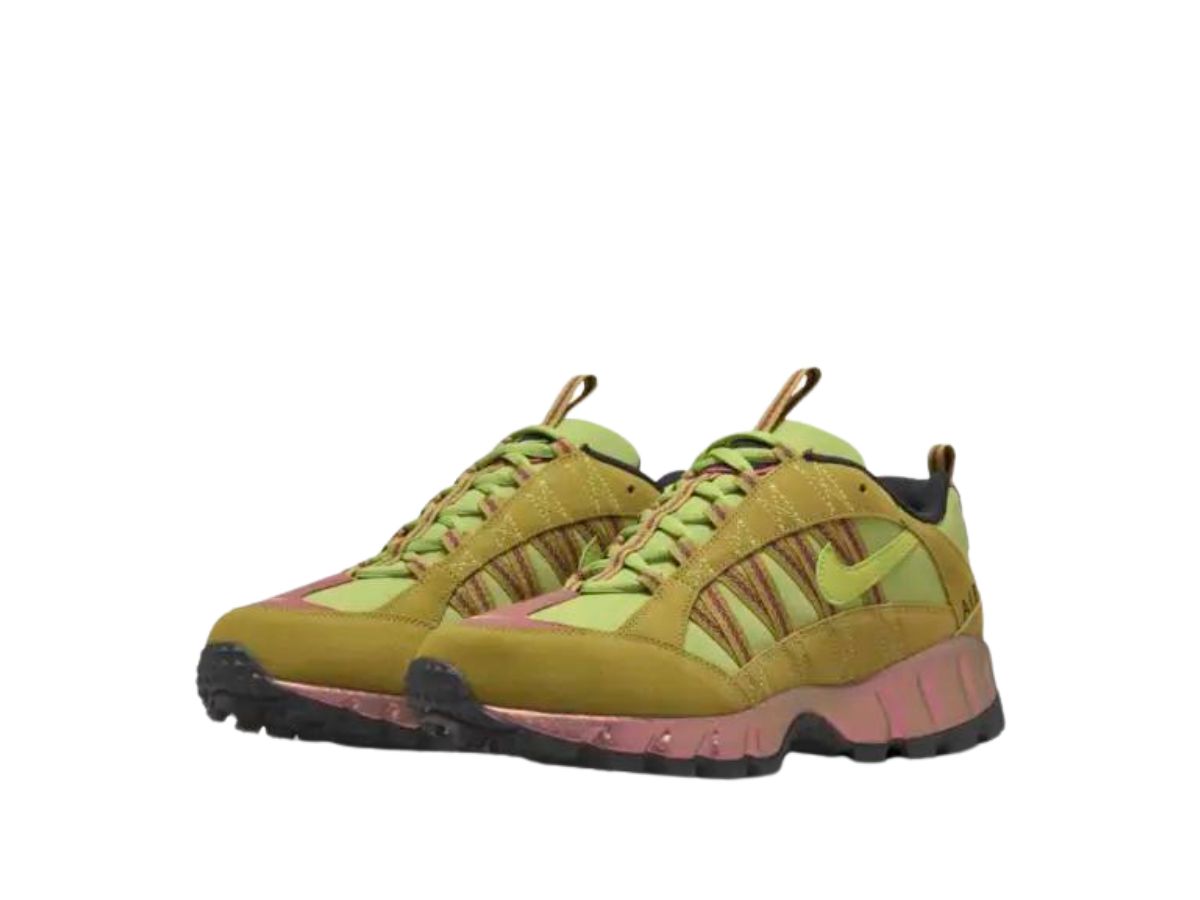 https://d2cva83hdk3bwc.cloudfront.net/nike-air-humara-pacific-moss-3.jpg
