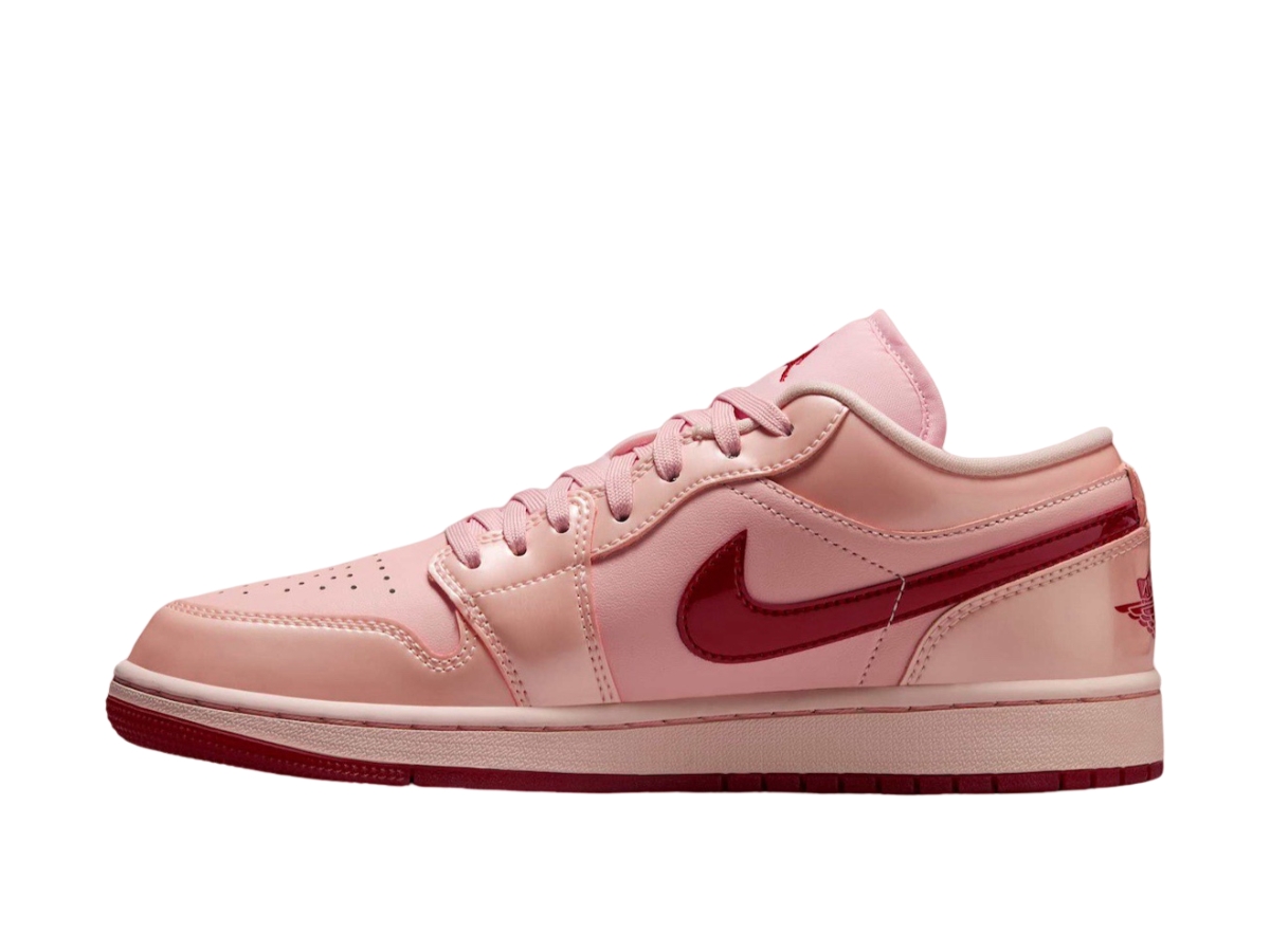 https://d2cva83hdk3bwc.cloudfront.net/nike-air-jordan-1-low-valentine-s-day-w-2.jpg