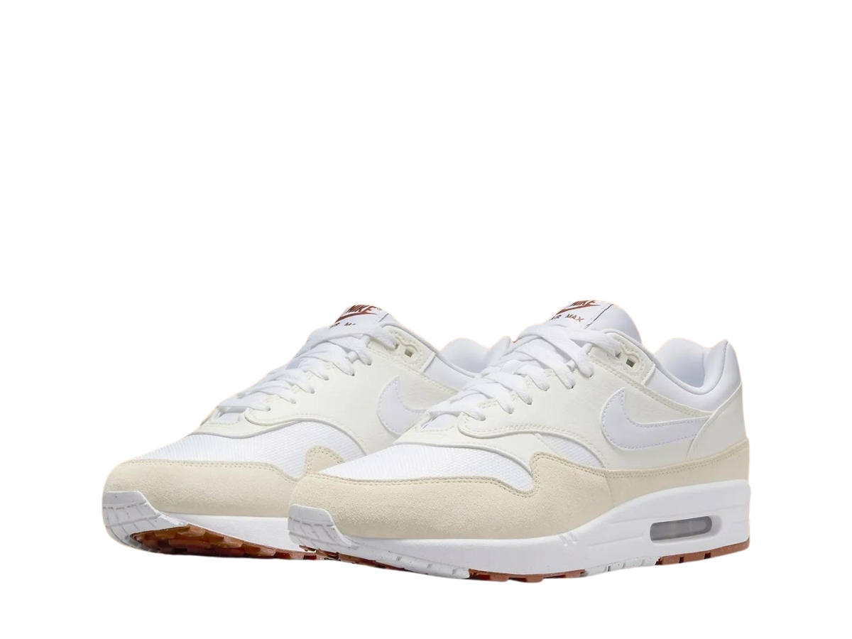 https://d2cva83hdk3bwc.cloudfront.net/nike-air-max-1-sc-sail-and-coconut-milk-3.jpg