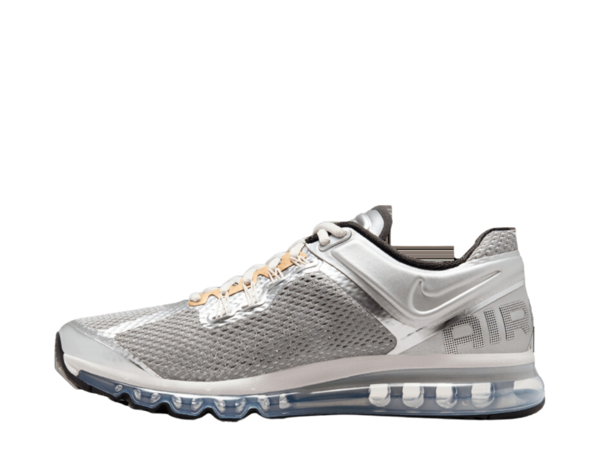 https://d2cva83hdk3bwc.cloudfront.net/nike-air-max-2013-silver-metallic-gold-phantom-2.jpg