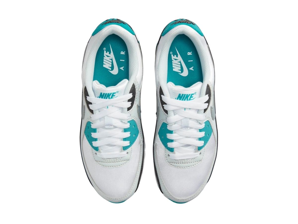 https://d2cva83hdk3bwc.cloudfront.net/nike-air-max-90-teal-nebula--w--4.jpg