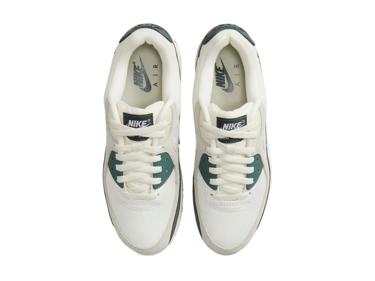 https://d2cva83hdk3bwc.cloudfront.net/nike-air-max-90-vintage-green--w--4.jpg