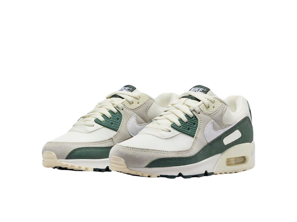 https://d2cva83hdk3bwc.cloudfront.net/nike-air-max-90-vintage-green--w--5.jpg