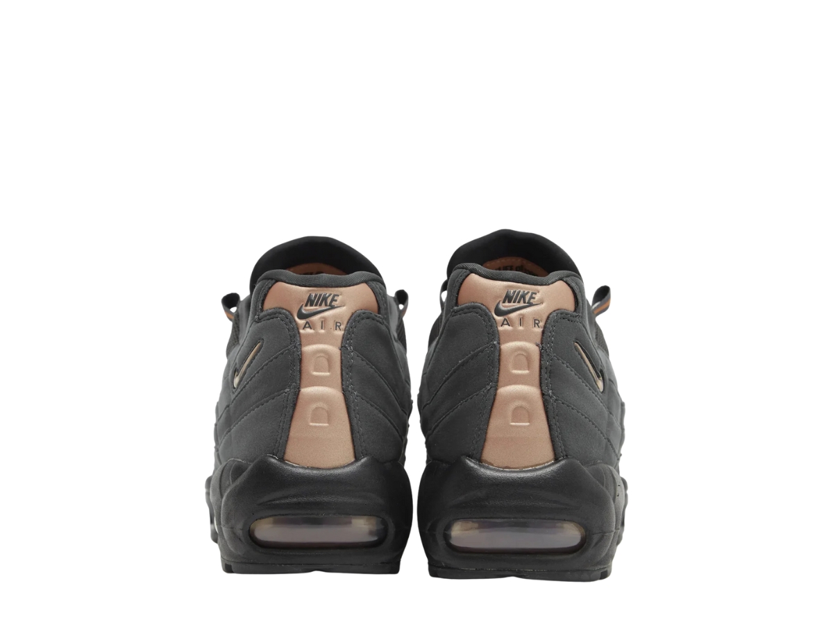 https://d2cva83hdk3bwc.cloudfront.net/nike-air-max-95-syna-world-central-cee-black-rose-gold-6.jpg
