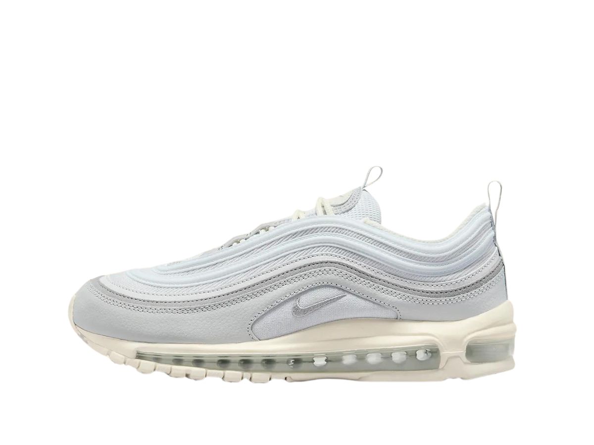 https://d2cva83hdk3bwc.cloudfront.net/nike-air-max-97-se-pure-platinum-sail-2.jpg