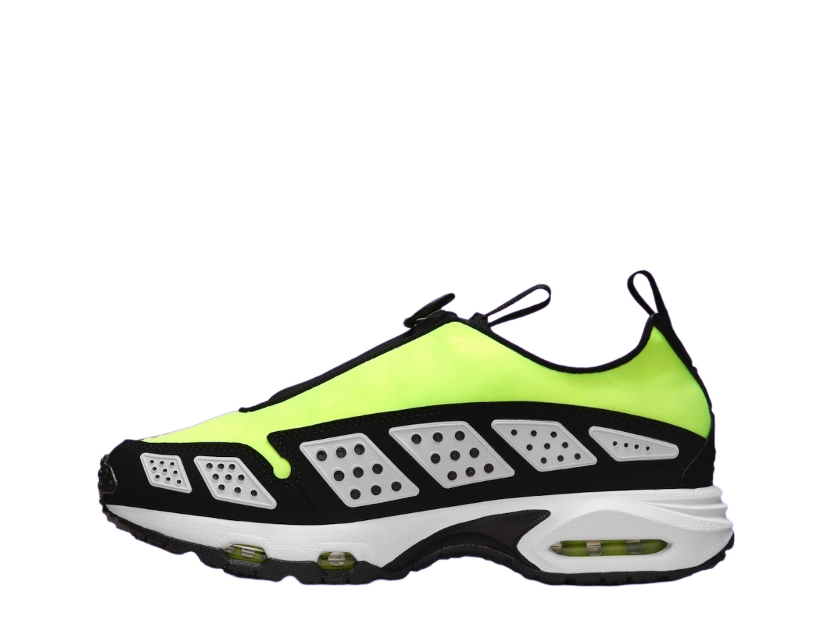 https://d2cva83hdk3bwc.cloudfront.net/nike-air-max-sndr-volt-and-black-2.jpg