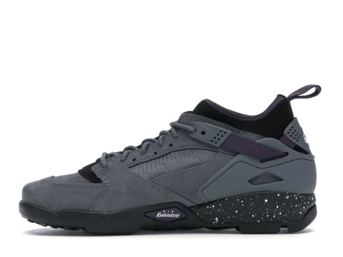https://d2cva83hdk3bwc.cloudfront.net/nike-air-revaderchi-flint-grey-2.jpg