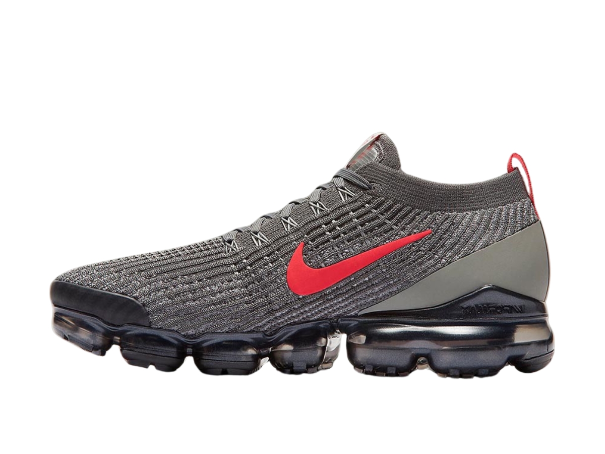 https://d2cva83hdk3bwc.cloudfront.net/nike-air-vapormax-flyknit-3-grey-track-red-2.jpg