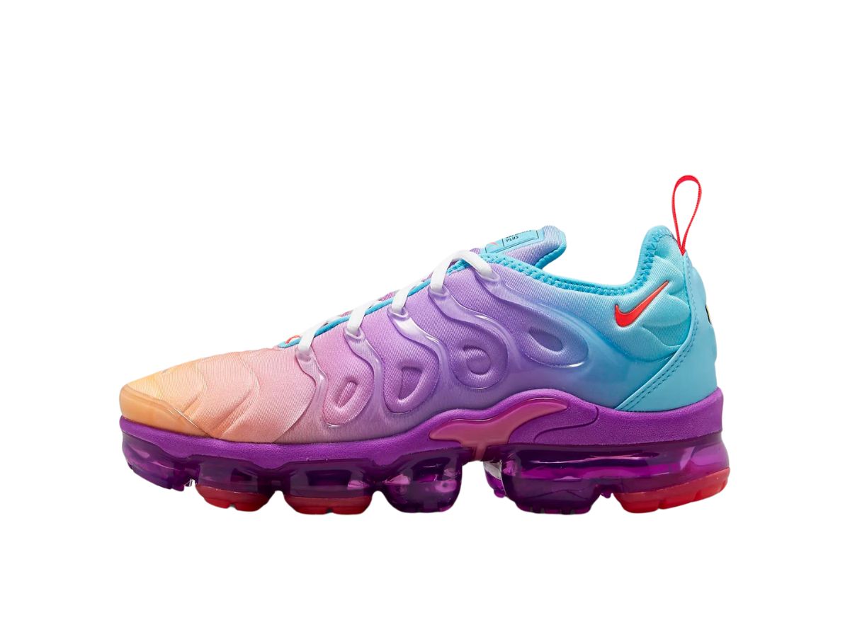 https://d2cva83hdk3bwc.cloudfront.net/nike-air-vapormax-plus-fuchsia-dream-vivid-orange--w--2.jpg