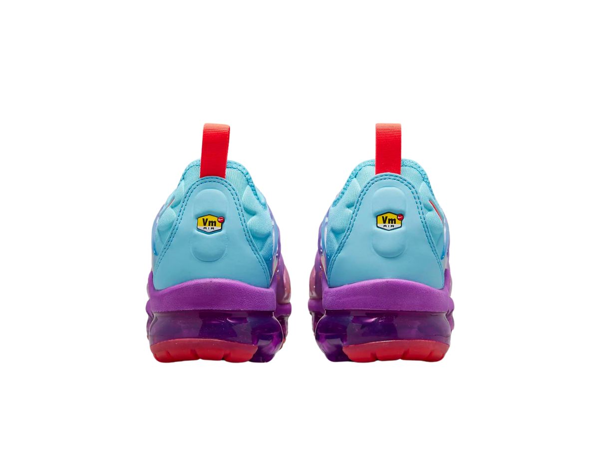 https://d2cva83hdk3bwc.cloudfront.net/nike-air-vapormax-plus-fuchsia-dream-vivid-orange--w--6.jpg