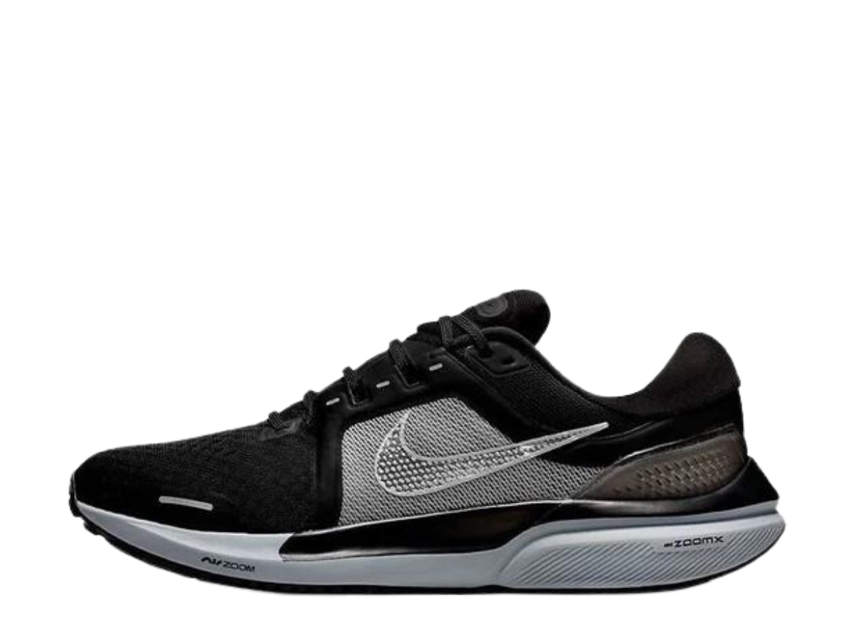 https://d2cva83hdk3bwc.cloudfront.net/nike-air-zoom-vomero-16-black-metallic-silver-2.jpg