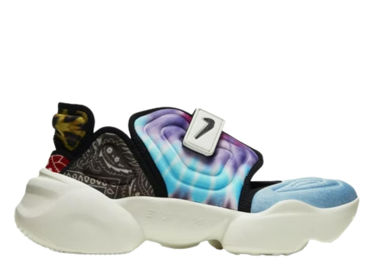 https://d2cva83hdk3bwc.cloudfront.net/nike-aqua-rift-multi-print--w--1.jpg