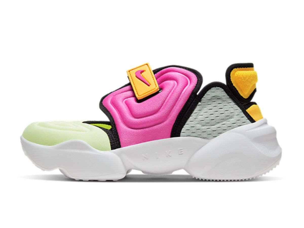 https://d2cva83hdk3bwc.cloudfront.net/nike-aqua-rift-volt-fuchsia--w--1.jpg.jpg