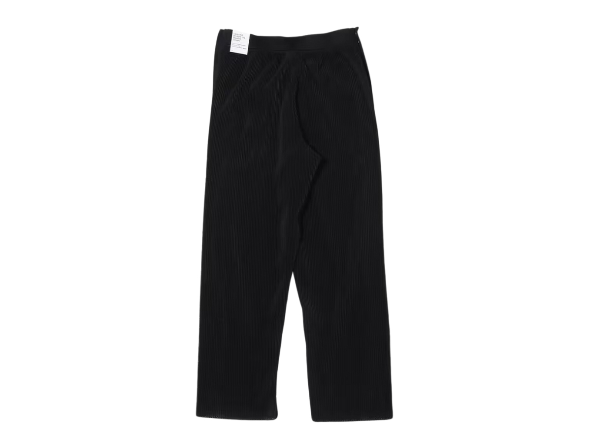 https://d2cva83hdk3bwc.cloudfront.net/nike-as-m-nsw-circa-tearaway-pants-black-2.jpg