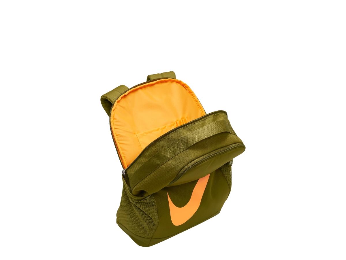 https://d2cva83hdk3bwc.cloudfront.net/nike-brasilia-kids--backpack-olive-flak--18l--2.jpg