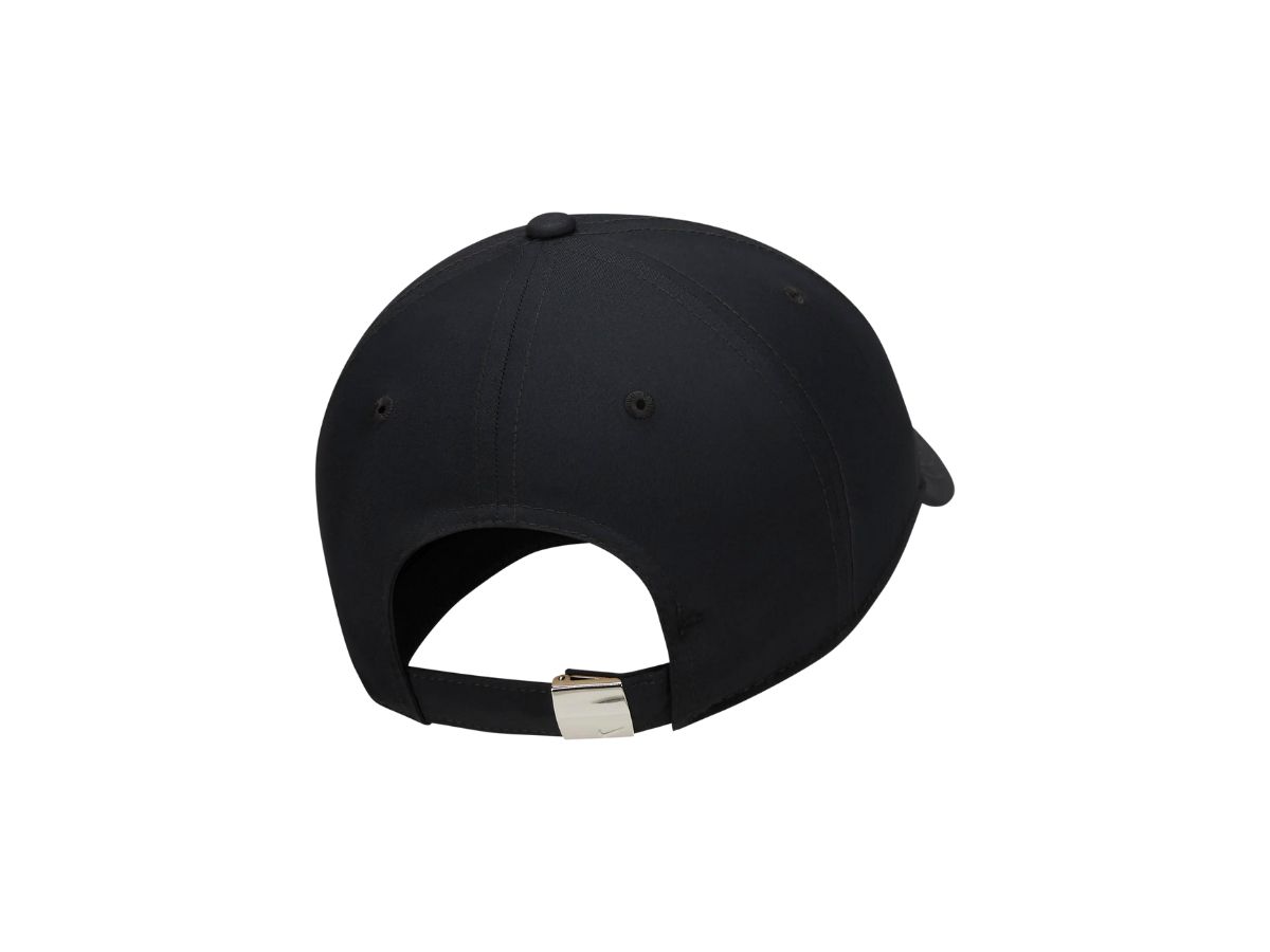 https://d2cva83hdk3bwc.cloudfront.net/nike-dri-fit-club-cap-black-metallic-silver-2.jpg