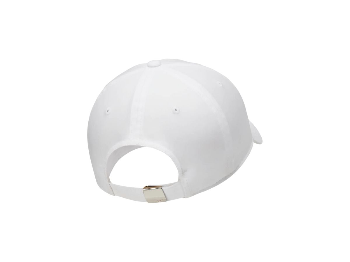https://d2cva83hdk3bwc.cloudfront.net/nike-dri-fit-club-cap-white-metallic-silver-2.jpg