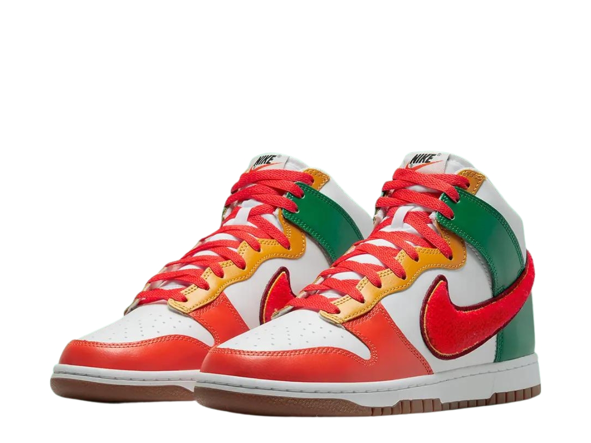 https://d2cva83hdk3bwc.cloudfront.net/nike-dunk-high-university-7-eleven-3.jpg