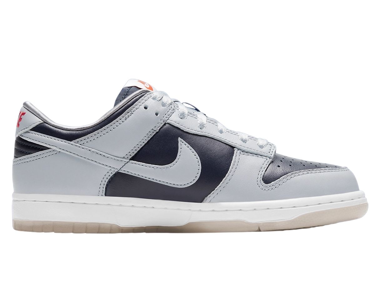 women dunk low college navy