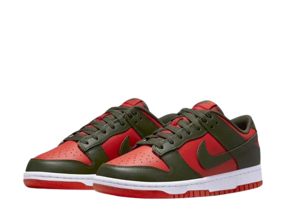 https://d2cva83hdk3bwc.cloudfront.net/nike-dunk-low-mystic-red-cargo-khaki-3.jpg