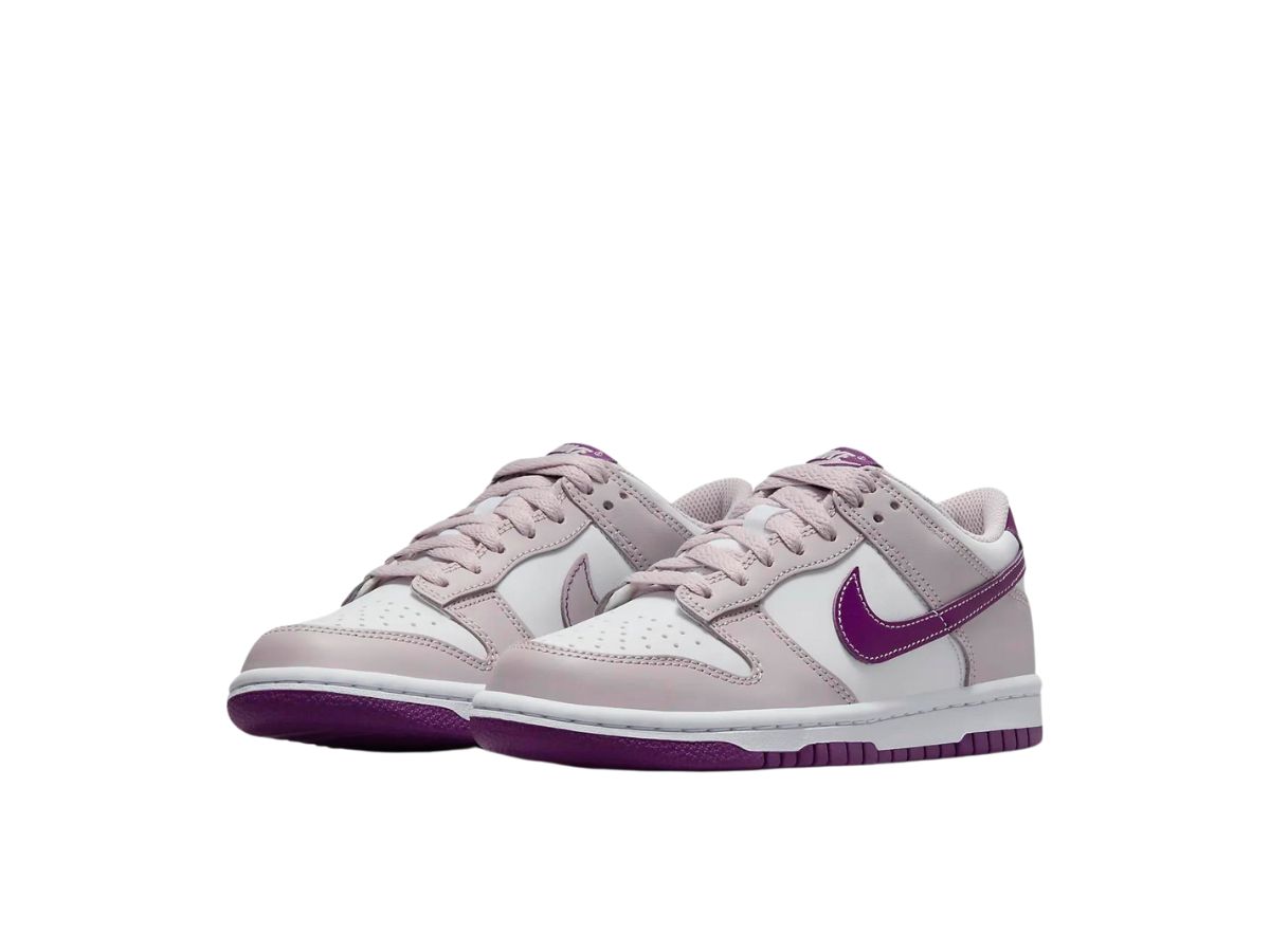https://d2cva83hdk3bwc.cloudfront.net/nike-dunk-low-platinum-violet-gs-3.jpg