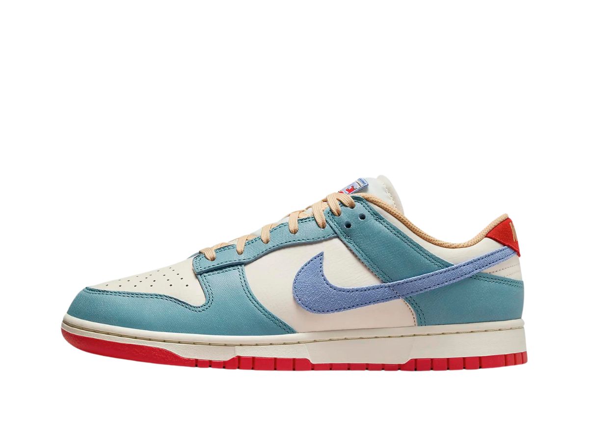 https://d2cva83hdk3bwc.cloudfront.net/nike-dunk-low-premium-denim-turquoise-2.jpg