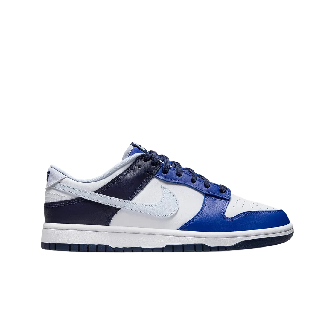 https://d2cva83hdk3bwc.cloudfront.net/nike-dunk-low-retro-white-football-grey-1.jpg