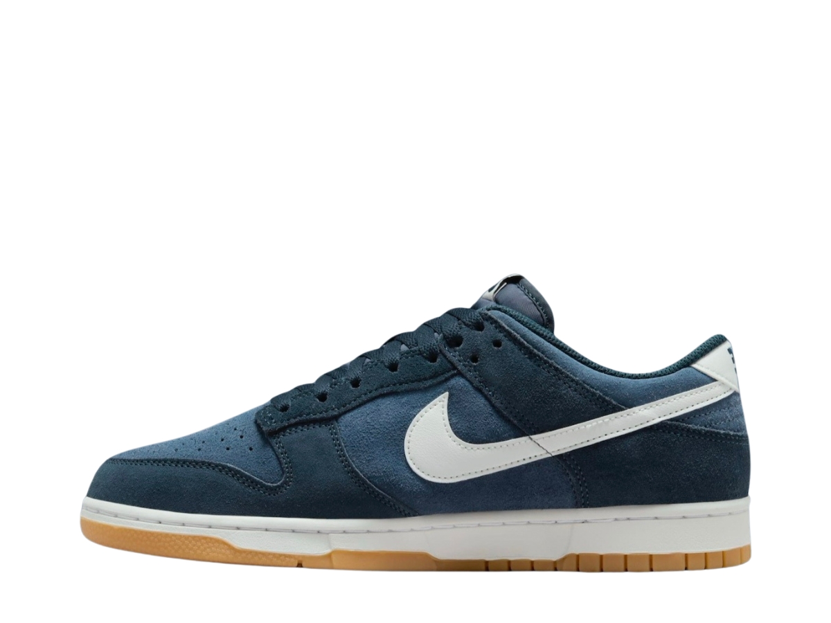 https://d2cva83hdk3bwc.cloudfront.net/nike-dunk-low-se-monsoon-blue-2.jpg
