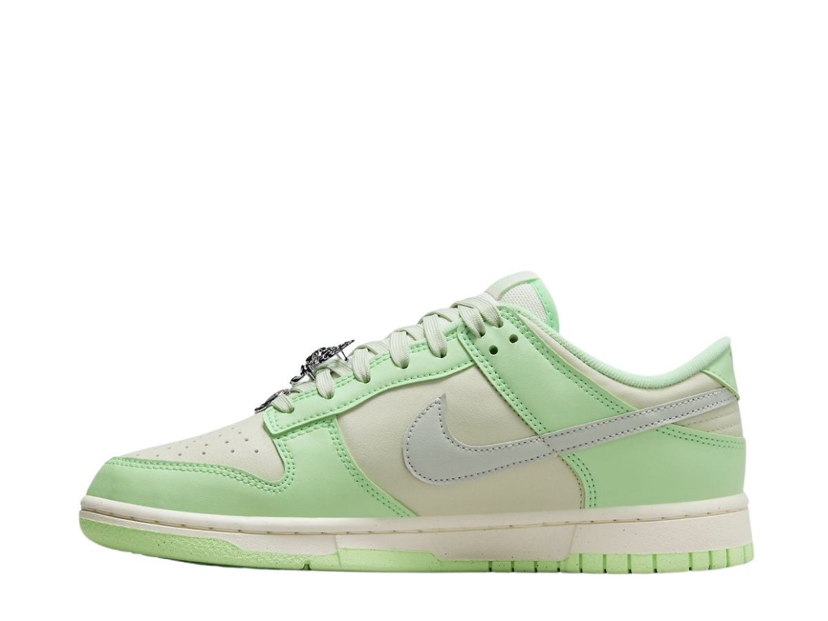 https://d2cva83hdk3bwc.cloudfront.net/nike-dunk-low-se-next-nature-sea-glass-w-2.jpg