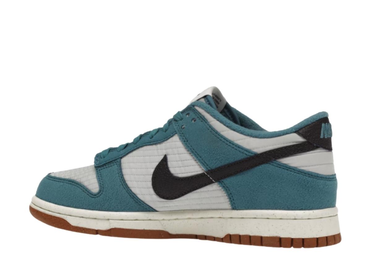 https://d2cva83hdk3bwc.cloudfront.net/nike-dunk-low-se-toasty-rift-blue--gs--3.jpg