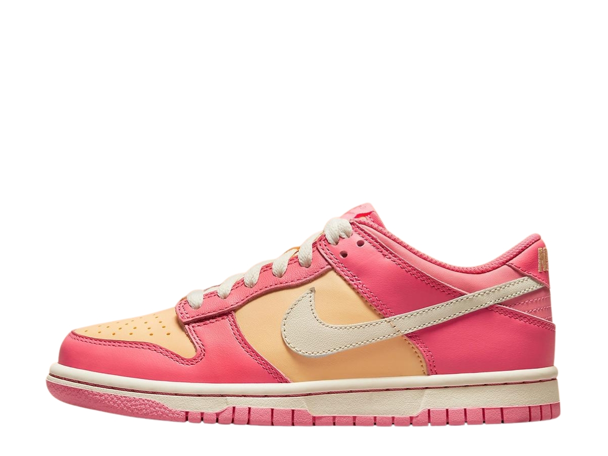 https://d2cva83hdk3bwc.cloudfront.net/nike-dunk-low-strawberry-peach-cream--gs--2.jpg