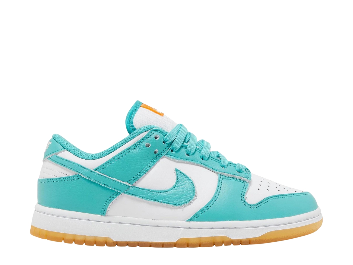 https://d2cva83hdk3bwc.cloudfront.net/nike-dunk-low-teal-zeal--w--1.jpg