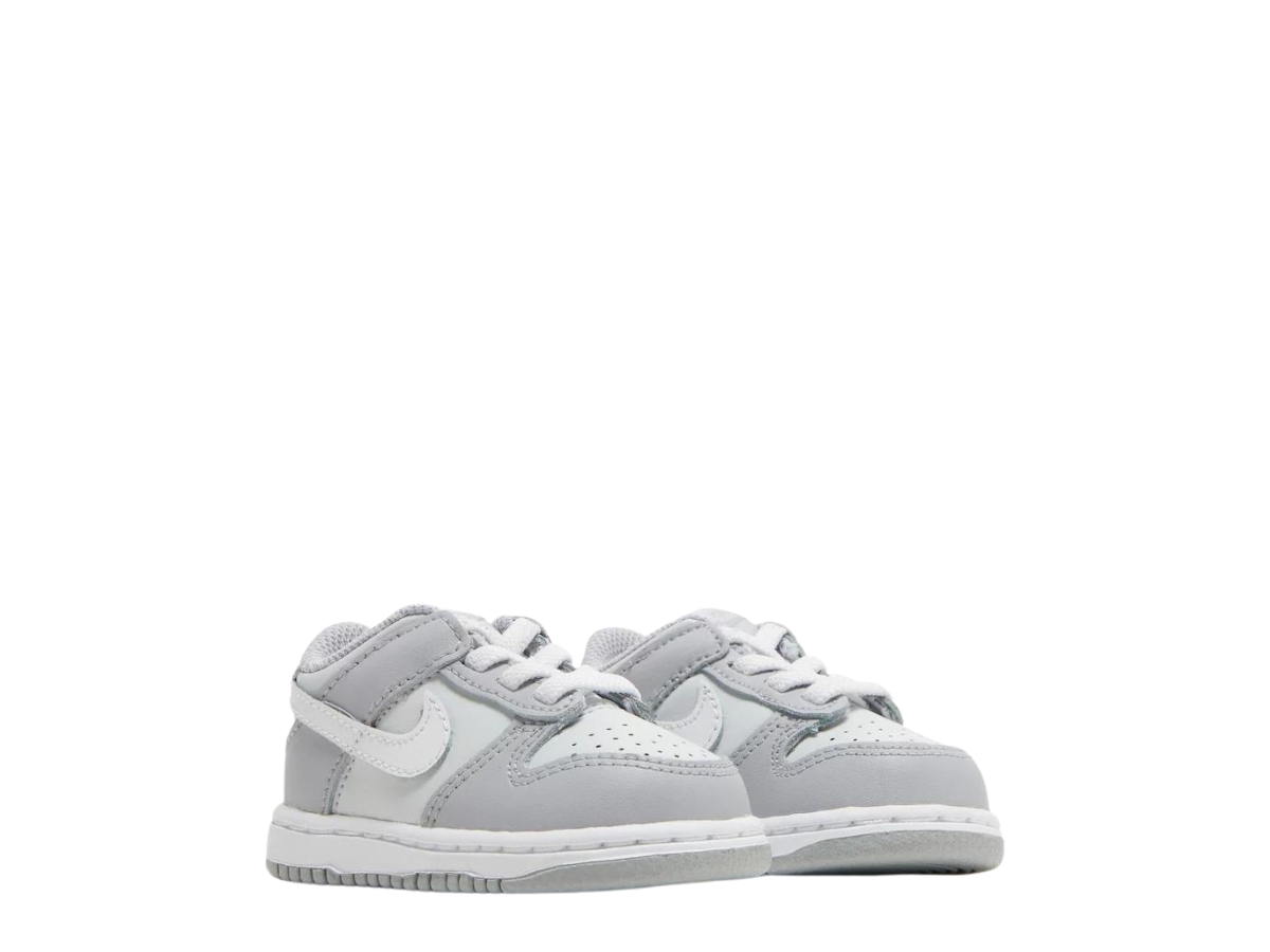https://d2cva83hdk3bwc.cloudfront.net/nike-dunk-low-two-toned-grey--td--3.jpg