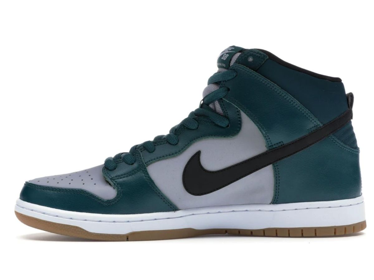 https://d2cva83hdk3bwc.cloudfront.net/nike-dunk-sb-high-newport-2.jpg