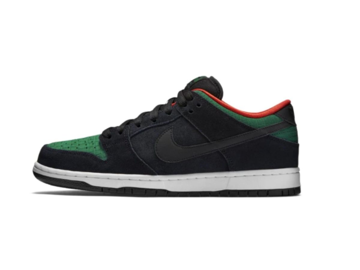 dunk low gucci