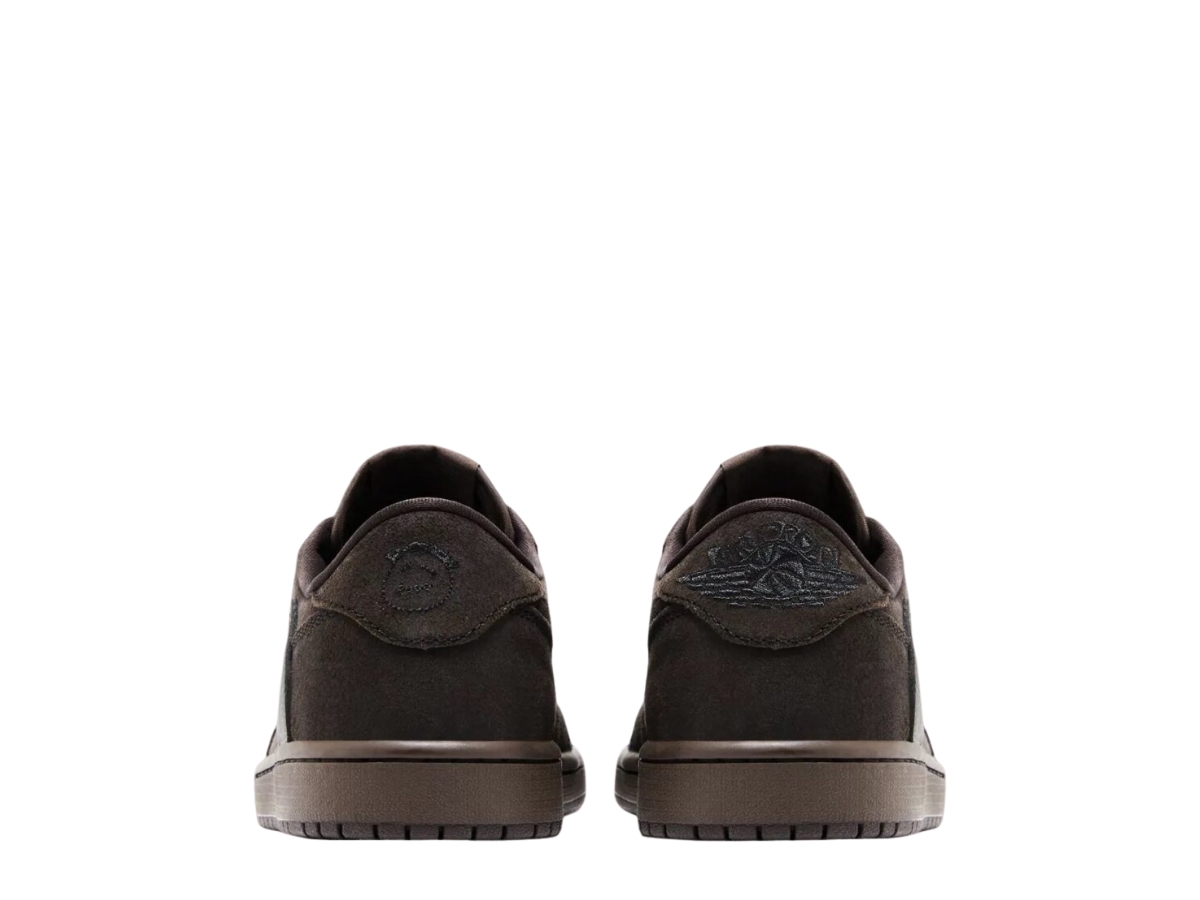 https://d2cva83hdk3bwc.cloudfront.net/nike-jordan-1-retro-low-og-sp-travis-scott-velvet-brown-5.jpg