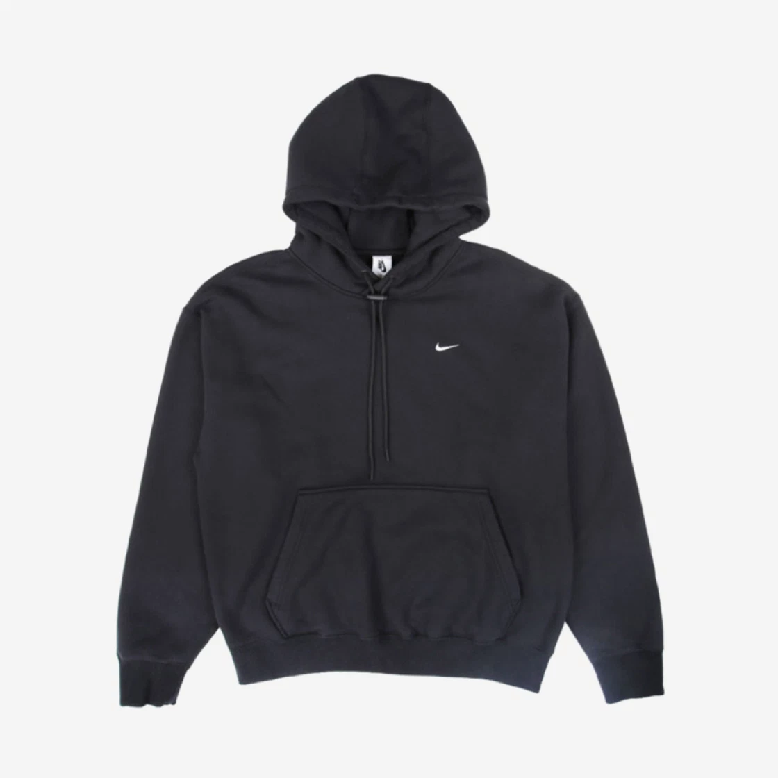 https://d2cva83hdk3bwc.cloudfront.net/nike-m-nrg-fleece-hoodie-black-2.jpg