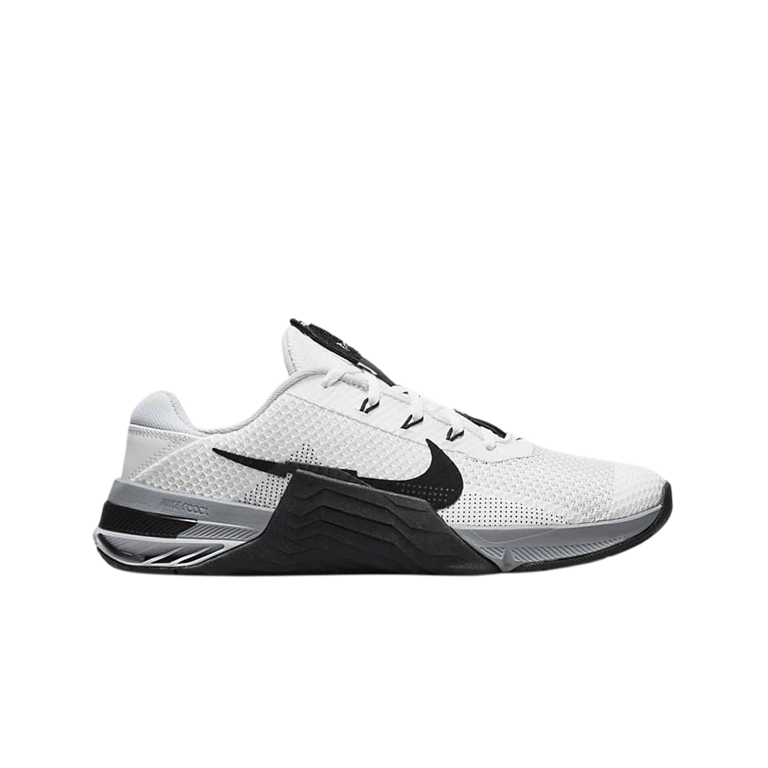 https://d2cva83hdk3bwc.cloudfront.net/nike-metcon-7-white-black-2.jpg