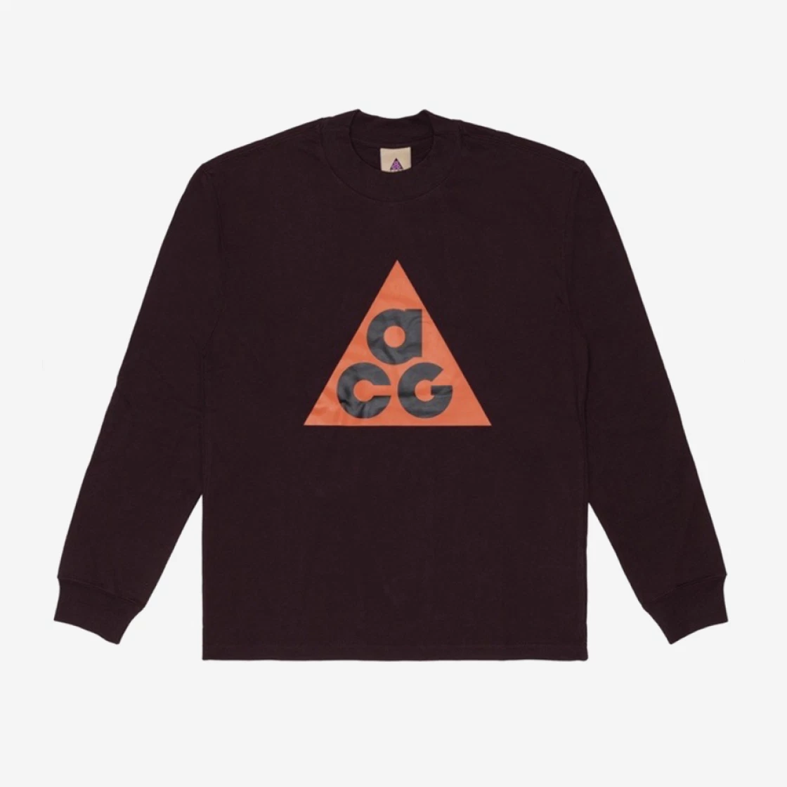 https://d2cva83hdk3bwc.cloudfront.net/nike-nrg-acg-long-sleeve-logo-t-shirt-deep-burgundy---useu-2.jpg