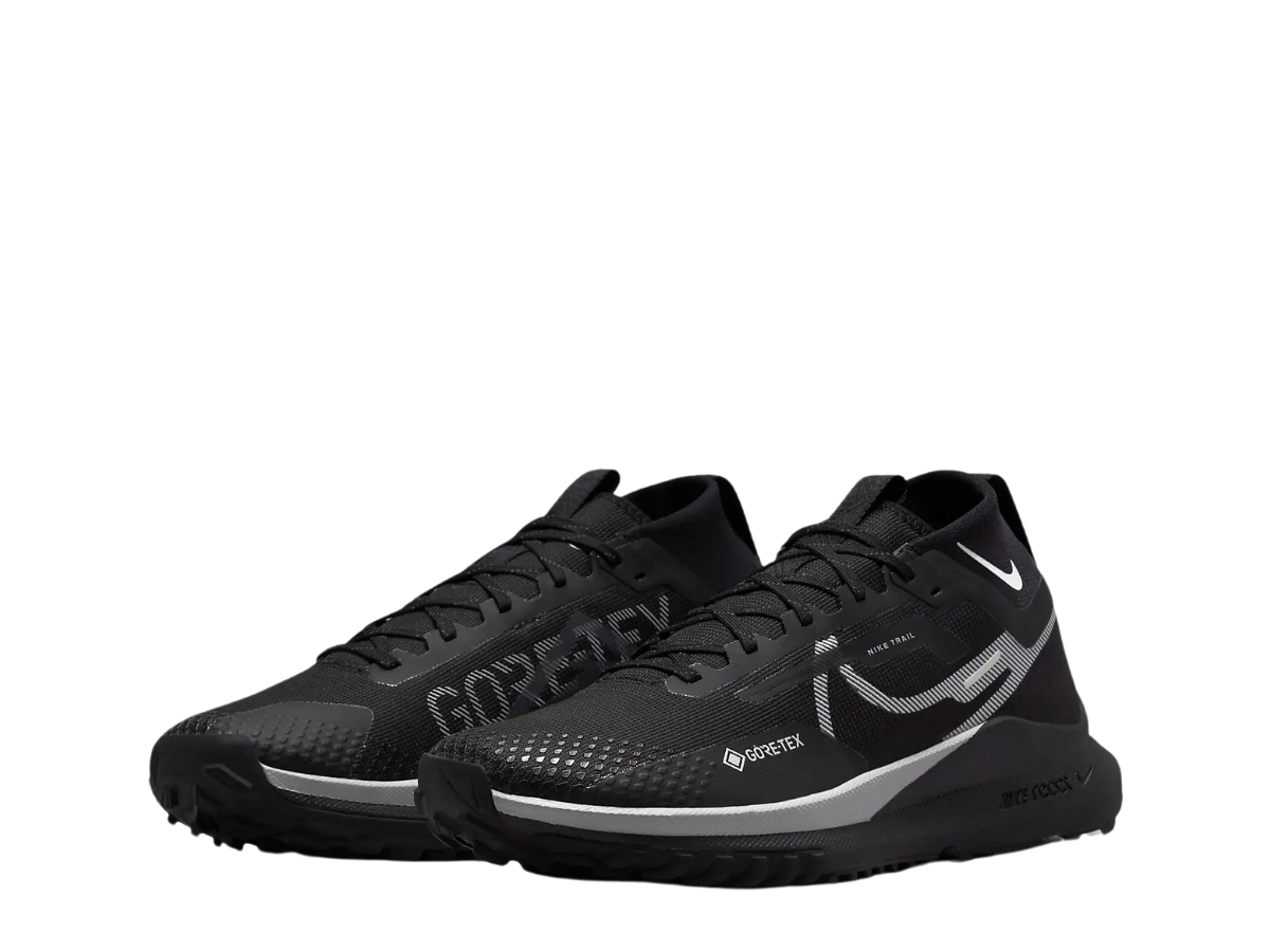 https://d2cva83hdk3bwc.cloudfront.net/nike-react-pegasus-trail-4-gore-tex-black-wolf-grey-3.jpg