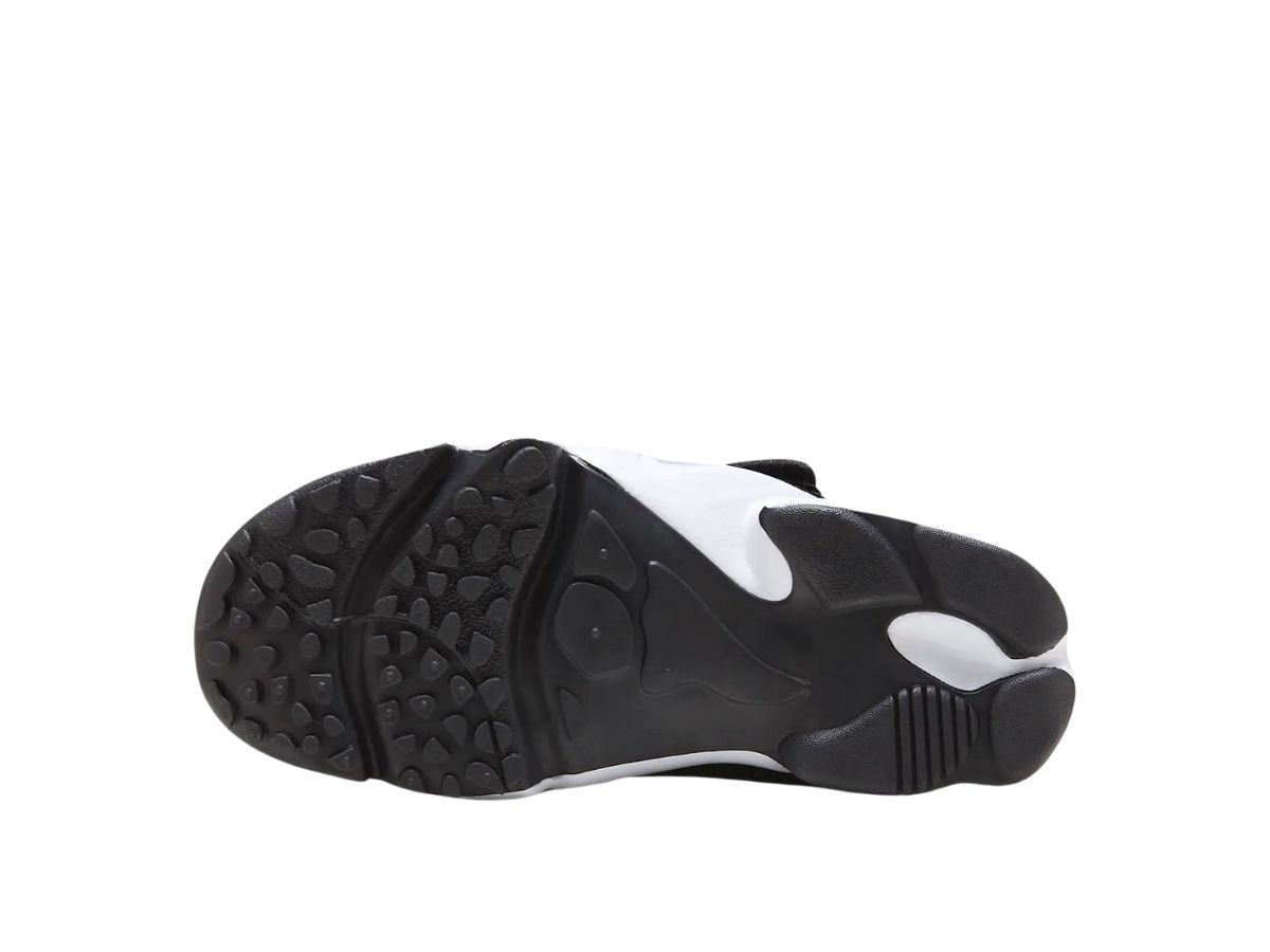 https://d2cva83hdk3bwc.cloudfront.net/nike-rift-black-white-ps-gs-6.jpg