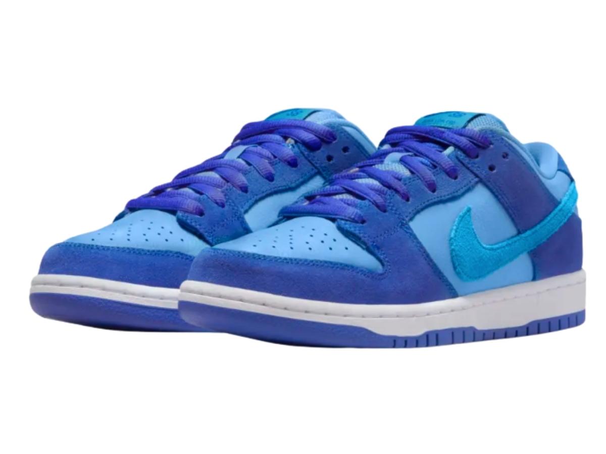 https://d2cva83hdk3bwc.cloudfront.net/nike-sb-dunk-low-blue-raspberry-3.jpg