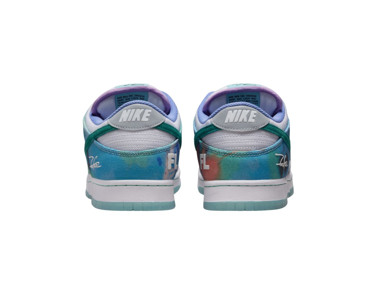 https://d2cva83hdk3bwc.cloudfront.net/nike-sb-dunk-low-futura-laboratories-bleached-aqua-4.jpg